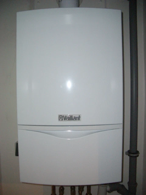 Vaillant Brennwerttherme Vcw 196 3 5 Ecotec Plus VAILLANT GAS-BRENNWERT-KOMBITHERME ECOTEC plus VCW 196/3-5 mit